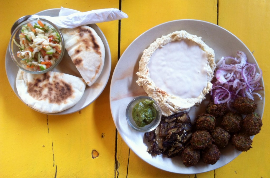 Falafelteller bei Crystal Goa